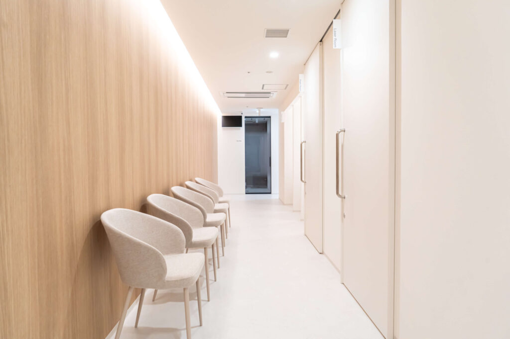 写真_待合室（自費診療エリア）