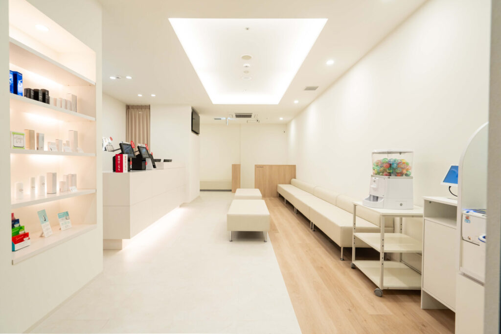 写真_エントランス・待合スペース